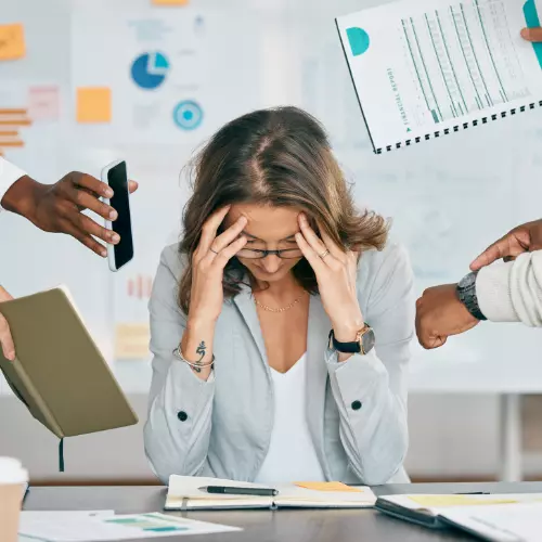 Infelicidade no trabalho Infelicidade no trabalho